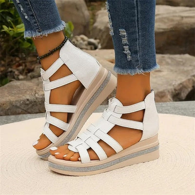 Sandales à strass avec semelle compensée